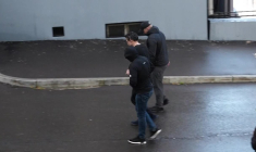 Le Français Laurent Vinatier arrive au tribunal à Moscou
