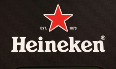 Le logo Heineken dans un supermarché de Sarajevo