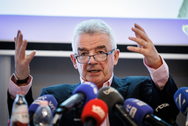 Michael O'Leary, à Bruxelles, le 14 janvier 2026 ( AFP / SIMON WOHLFAHRT )