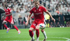 Un défenseur central signe au FC Nantes