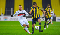 L'entraîneur des Espoirs turcs fait un malaise en plein match