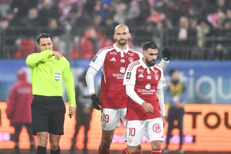 Ajorque et Brest empêchent Beye de réussir sa première avec l'OM