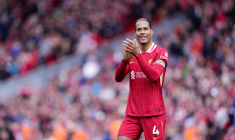 Virgil van Dijk prolonge son aventure à Liverpool