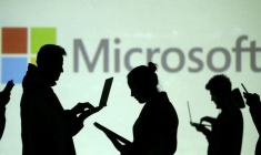 MICROSOFT ABAISSE SES PRÉVISIONS, LA VIGUEUR DU DOLLAR PÈSE