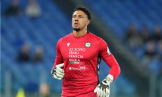 Accusé d'avoir truqué un pari, le portier de l'Udinese est suspendu deux mois