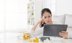 Est-ce que les femmes achètent de l'immobilier avec une sensibilité différente de celle des hommes ? (Crédits 123RF)