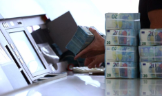 Un paquet de billets de 20 euros, dans un complexe de la Banque du Portugal