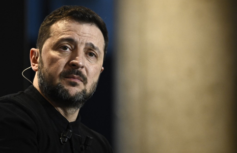 Volodymyr Zelensky, à Paris, le 27 mars 2025 ( AFP / JULIEN DE ROSA )