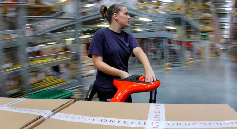 Personnel ID Logistic. (© ID Logistic)