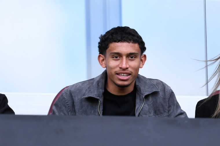 La belle promesse de Tahirys Dos Santos à une interne en médecine