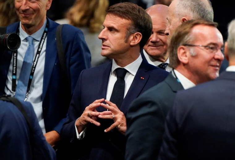 Emmanuel Macron lors d'une réunion du Conseil de l'Atlantique Nord