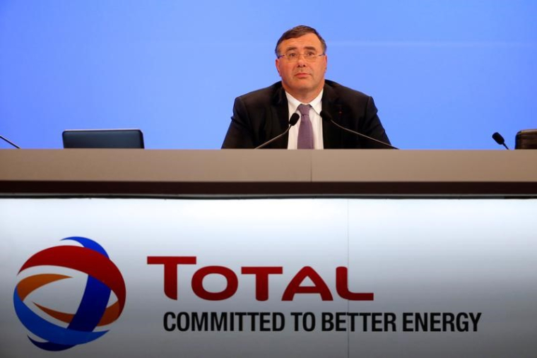 TOTAL ENVISAGE DES BORNES DE RECHARGE ÉLECTRIQUE EN FRANCE