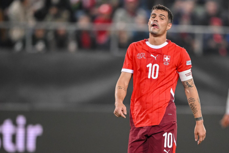 Granit Xhaka remet un de ses coéquipiers à sa place