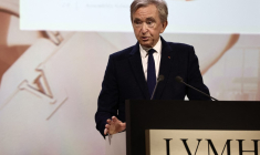 Bernard Arnault, le 17 avril 2025, à Paris ( AFP / THIBAUD MORITZ )