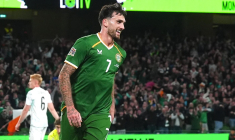 Le but dingue de Troy Parrott