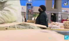 France : effervescence au marché de Rungis malgré l'ombre du Covid qui plane sur les fêtes de fin d'année