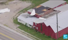 Une tempête ravage l'est des États-Unis : des centaines de milliers de foyers privés d'électricité