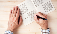 Pour remplir la grille, un bon stratège doit chérir son crayon de papier…