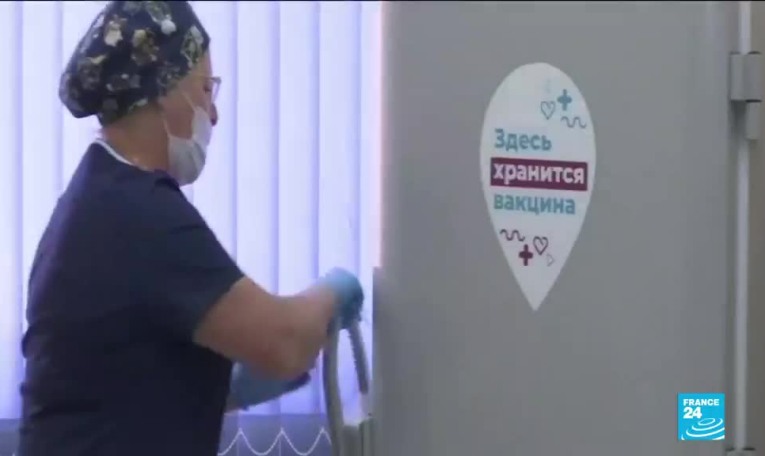Covid-19 : la Hongrie va acheter de "larges quantités" du vaccin russe