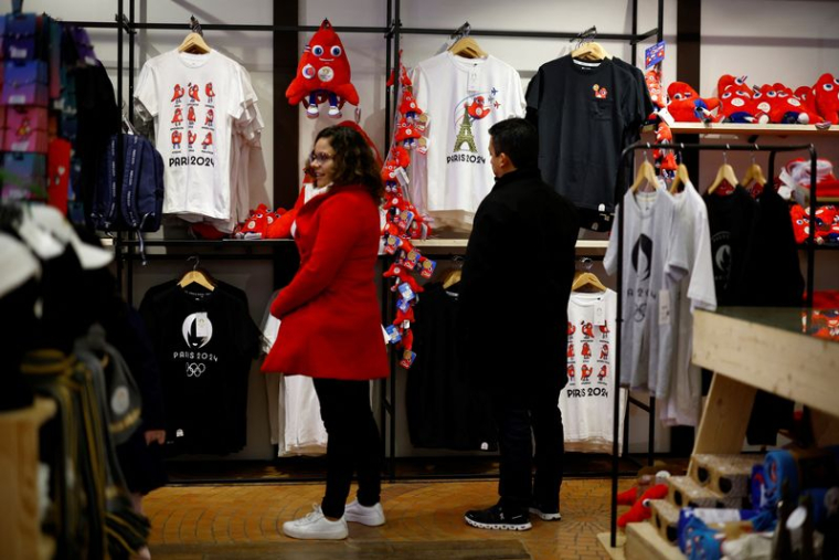 Une boutique officielle des Jeux Olympiques et Paralympiques Paris 2024