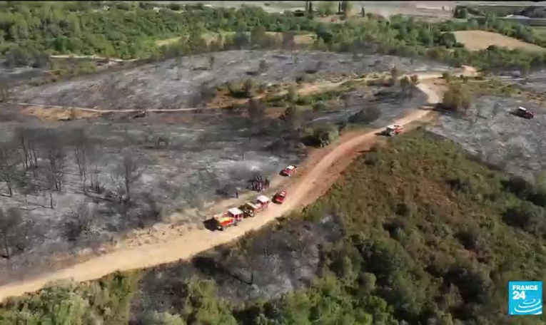 Incendie en Californie : 3 000 pompiers combattent un feu de forêt "explosif"
