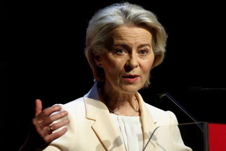 La présidente de la Commission européenne Ursula von der Leyen prononce un discours lors du Forum Global Gateway à Bruxelles