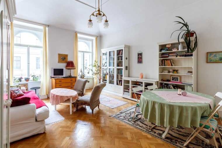 Si le locataire décide de retirer les meubles, il doit les conserver dans de bonnes conditions et pouvoir les remettre en place avant son départ. Illustration.  (PetrPodlesak / Pixabay)