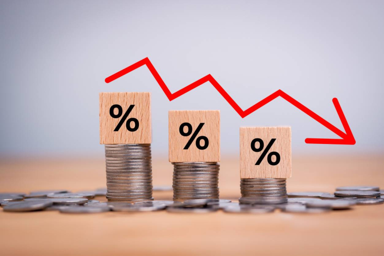 La baisse des taux de crédits immobiliers est en cours-iStock-Mongkol Onnuan.jpg