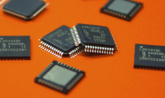 "L’actuelle pénurie d’approvisionnement en semi-conducteurs met en évidence leur omniprésence dans de nombreux aspects de notre vie quotidienne et, de façon plus problématique, leur rôle-clé dans les grands chantiers de transition vers une économie Net Zero à travers le monde." (crédit photo : BlackRock)