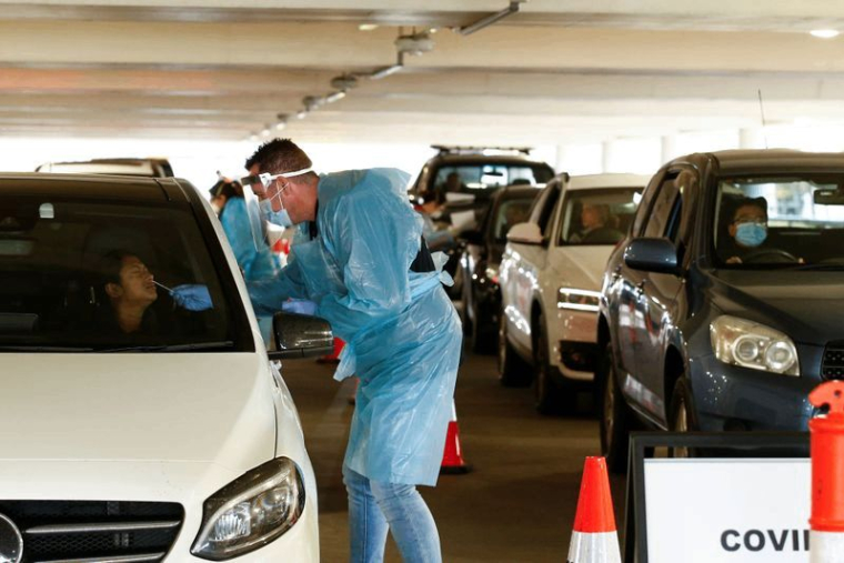 PLUS DE 300.000 AUSTRALIENS "RECONFINÉS" DANS LA BANLIEUE DE MELBOURNE