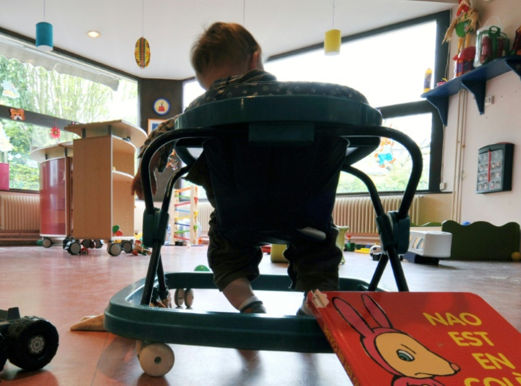 En vingt ans, le désir d'enfant a nettement reculé, ce qui laisse augurer d'une poursuite de la baisse de la fécondité à venir, selon une étude de l'Ined publiée mercredi ( AFP / MYCHELE DANIAU )