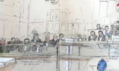 Cette combinaison de deux croquis judiciaires réalisés le 28 avril 2025 montre (croquis de gauche) les accusés Marc-Alexandre Boyer (g) et Marc Boyer (2e g) et (croquis de droite) les accusés Aomar Ait Khedache (au centre, devant), François Delaporte (à droite, en haut), Florus Heroui (2e à droite, en haut) et Christiane Glotin (4e à droite, en haut) à la cour d'assises de Paris ( AFP / Benoit PEYRUCQ )