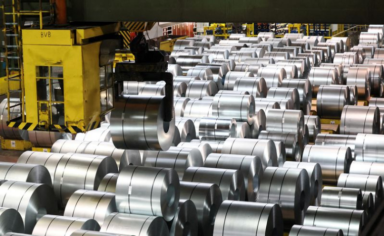 Une usine sidérurgique à Duisburg, en Allemagne