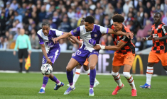 Emersonn illumine Toulouse