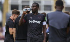 Kurt Zouma rebondit aux Émirats arabes unis