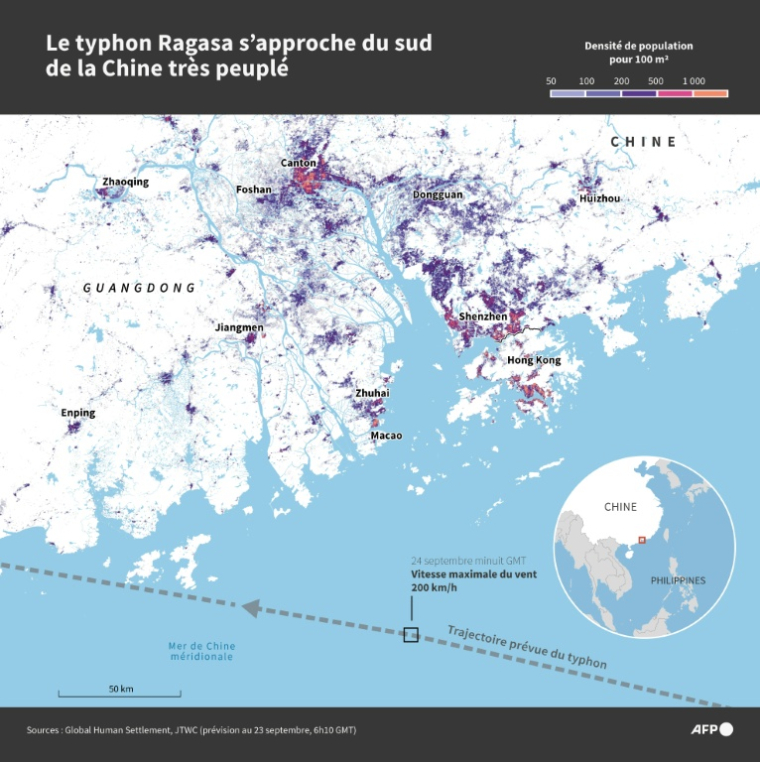 Carte montrant la trajectoire prévue du typhon Ragasa à proximité du sud de la Chine très peuplé, selon les données du JTWC ( AFP / Nicholas SHEARMAN )