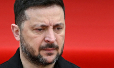 Volodymyr Zelensky à Lviv, dans l'ouest de l'Ukraine, le 17 avril 2026 ( AFP / YURIY DYACHYSHYN )