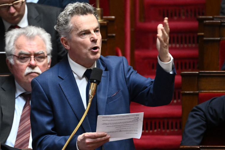 Fabien Roussel à Paris, le 21 mars 2023. ( AFP / EMMANUEL DUNAND )