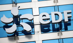 Le logo d'EDF au siège de l'entreprise à Paris, France