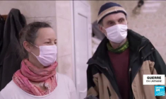 Ukraine : à cause de la guerre, les enfants nés de mères porteuses privés de parents