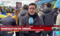 "Poutine fasciste, Poutine terroriste": rassemblement à Istanbul contre la guerre en Ukraine