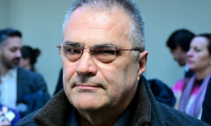 L'ancien agent autrichien Egisto Ott à son arrivée à la cour criminelle de Vienne le 22 janvier 2026 ( APA / ROLAND SCHLAGER )