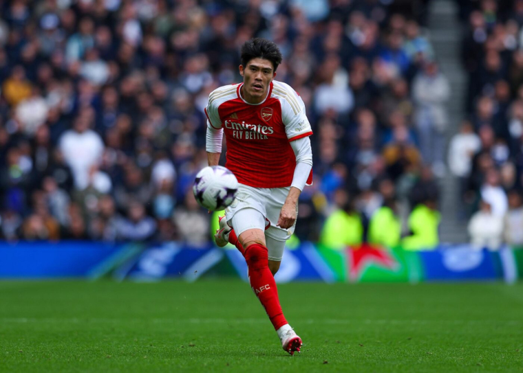 L'Ajax veut se relancer et relancer un talent japonais