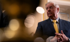 Le sénateur républicain Lindsey Graham, le 11 février 2025, à Washington ( AFP / ALLISON ROBBERT )