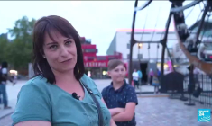 La "roue de Charon" fait escale à Paris : tournée européenne de l'œuvre conçue pour le "Burning Man"