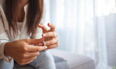 La gestion d’une entreprise avec un ex-partenaire peut s’avérer complexe, mais des dispositions claires dans les statuts d’une SCI peuvent faciliter la tâche. ( crédit photo : Shutterstock )