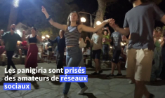 Dans les villages de Grèce, l'été rime avec danses collectives au bout de la nuit