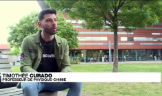 Sur TikTok, le professeur de physique qui aide ses élèves à accepter leur homosexualité et leur identité