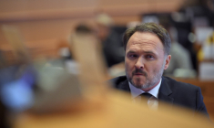 Dan Jorgensen, à Bruxelles, le 5 novembre 2024 ( AFP / NICOLAS TUCAT )