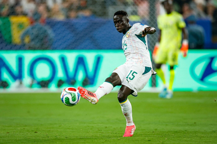 Sans club depuis trois mois, Krépin Diatta signe en Angleterre